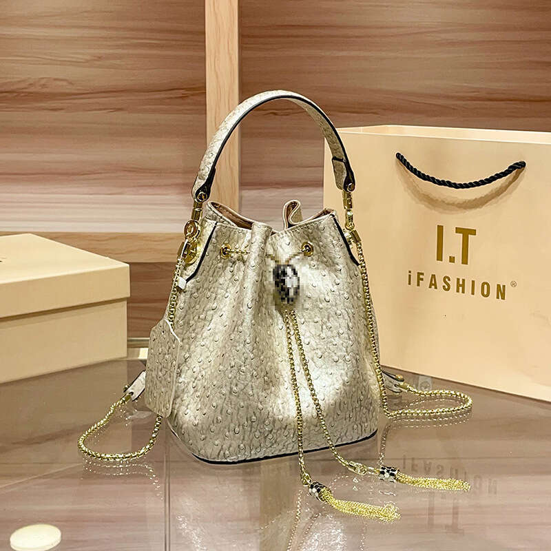 Pattern High-End Chain Snake Bucket for Women 2025 New Genuine Leather Fashion Single Shoulder Crossbody Small Bag