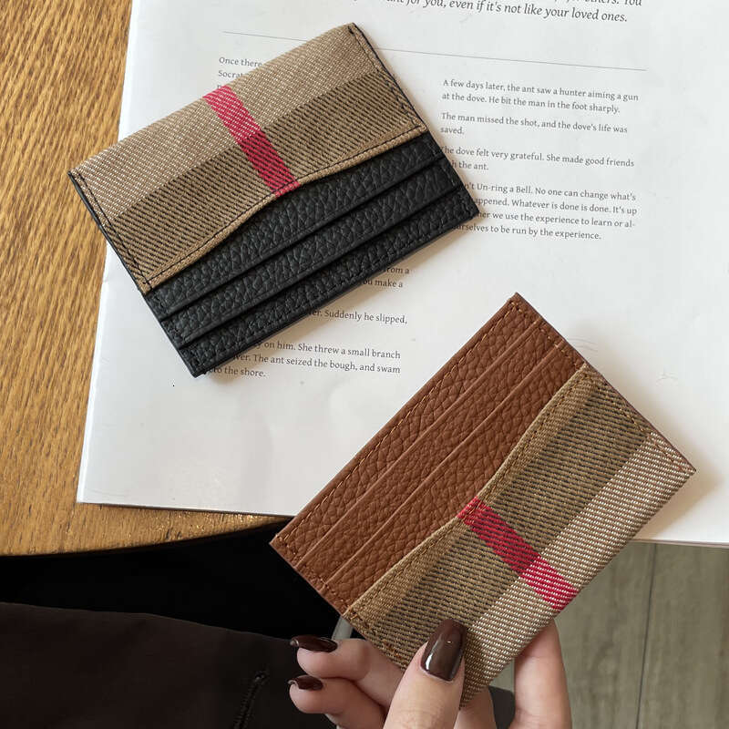 Hot Selling Card Holder for Women, Genuine Leather, Compact and Exquisite, High-end, One-piece Ultra-thin New Niche Design