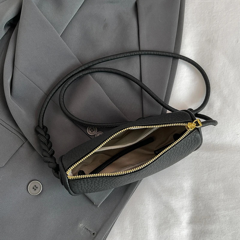 1 Piece of Solid Color Shoulder Bag for Women Versatile Crossbody Fashionable Retro Saddle Bag 250614