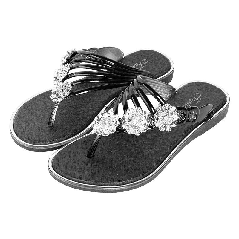 Women's summer flip flops outdoor shoes flat designer sandals lightweight, fashionable and casual women's beach sandals