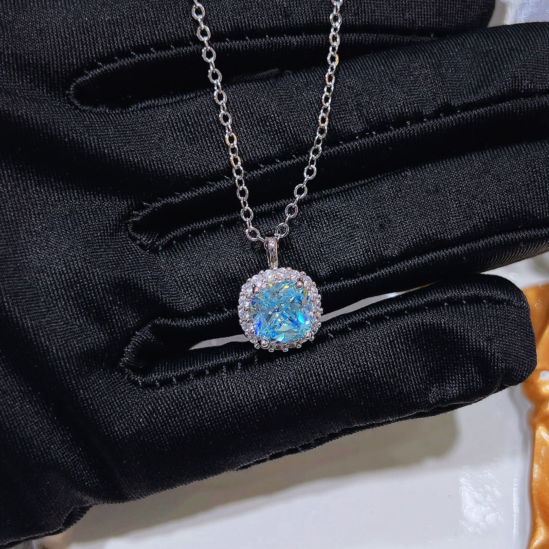 Choucong Luxury Jewelry Square Pendant 925 Sterling Silver Fill Cushion Shape Aquamarine CZ Diamond Gemstones Sparkling Women Wedding Beach Clavicle N