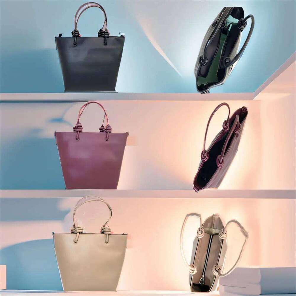 Hot Selling Elegant Monogram Tote Perfect Party & Anniversary Souvenir Designer Bags