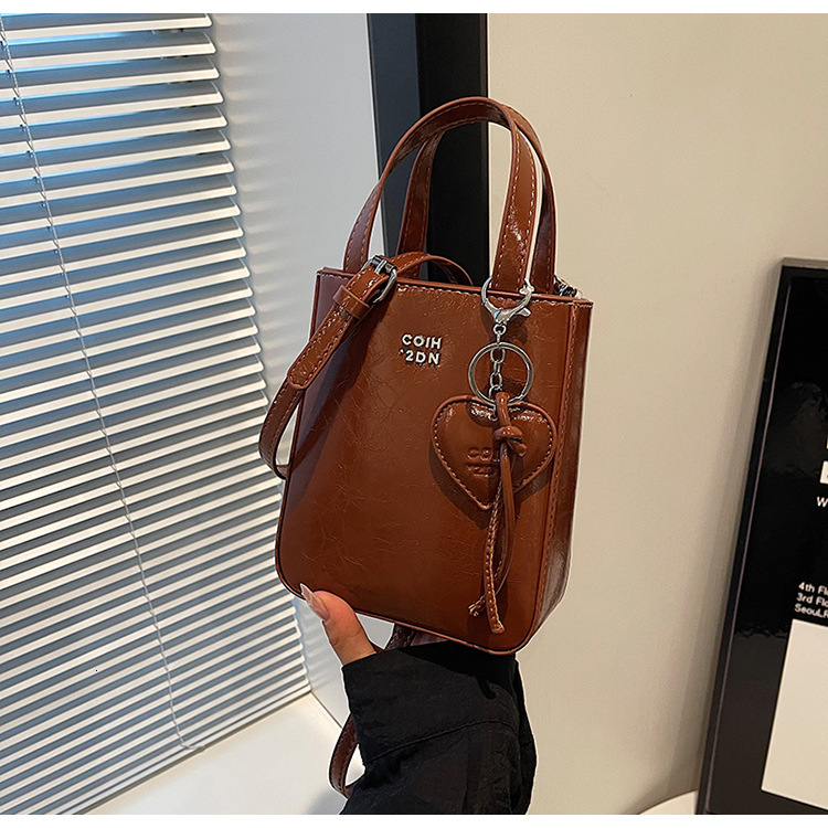 Free Shipping 2025 Summer New Designer Bag Casual High-quality Women's Shopping Bag Trendy Multifunctional Fashion Single Shoulder Commuting Hand
