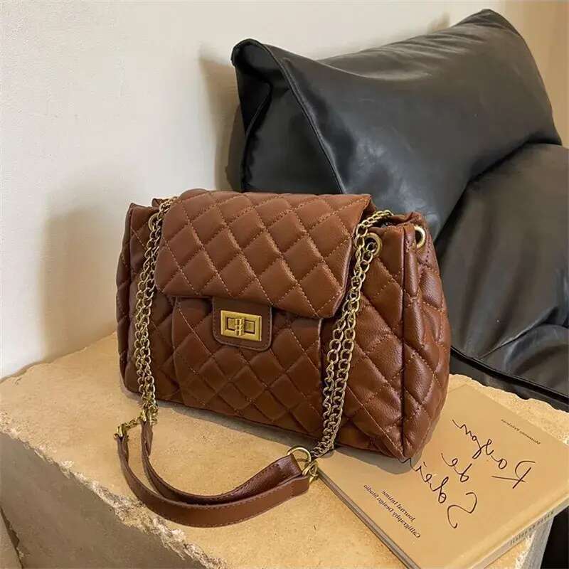 Designer Shoulder Free Shipping Bag New Fashionable Comting Large Capacity High End Texture Dia Grid Chain Crossbody For Womens Free shipping