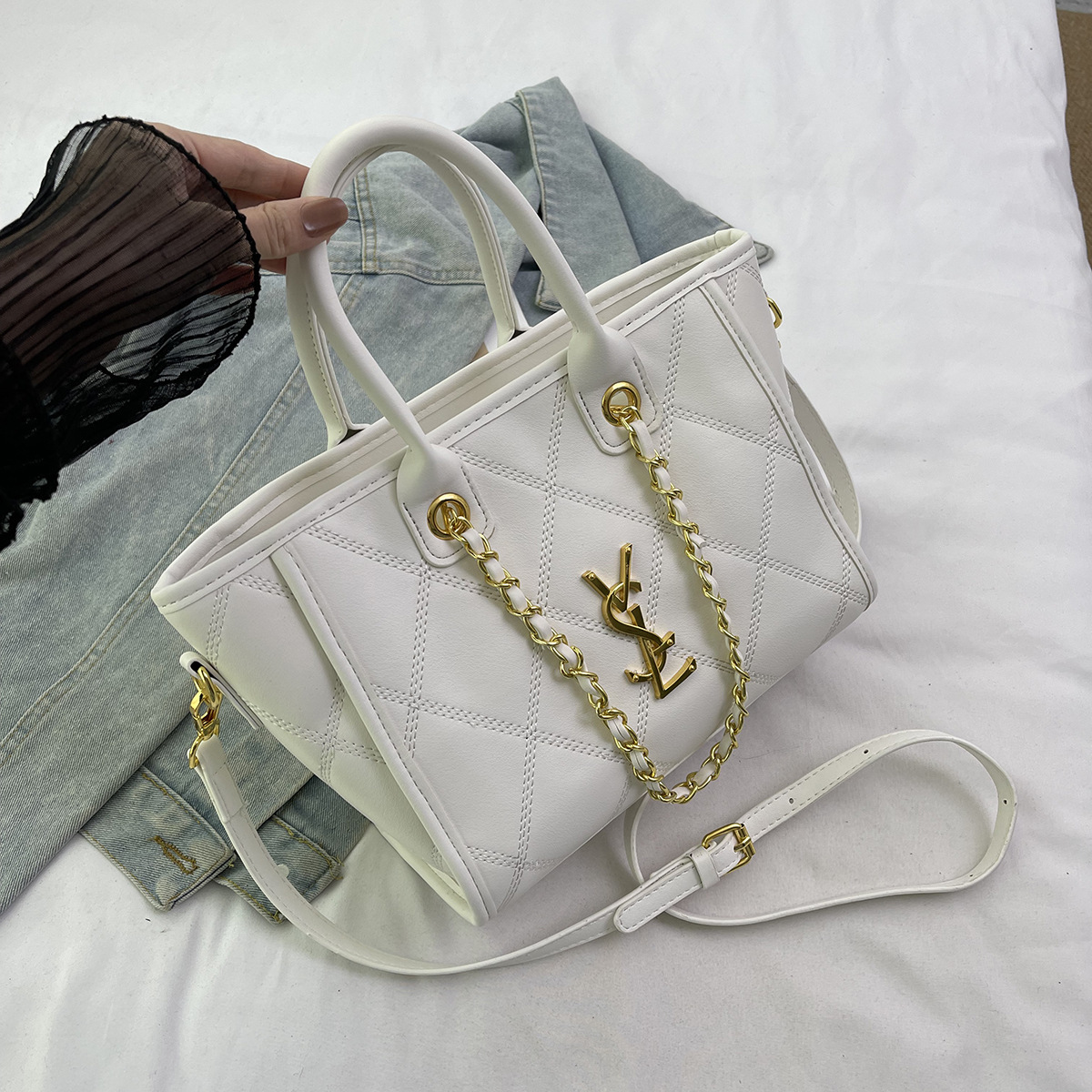 Advanced textured large capacity women's tote bag new fashionable and versatile shoulder bag work commuting crossbody bag