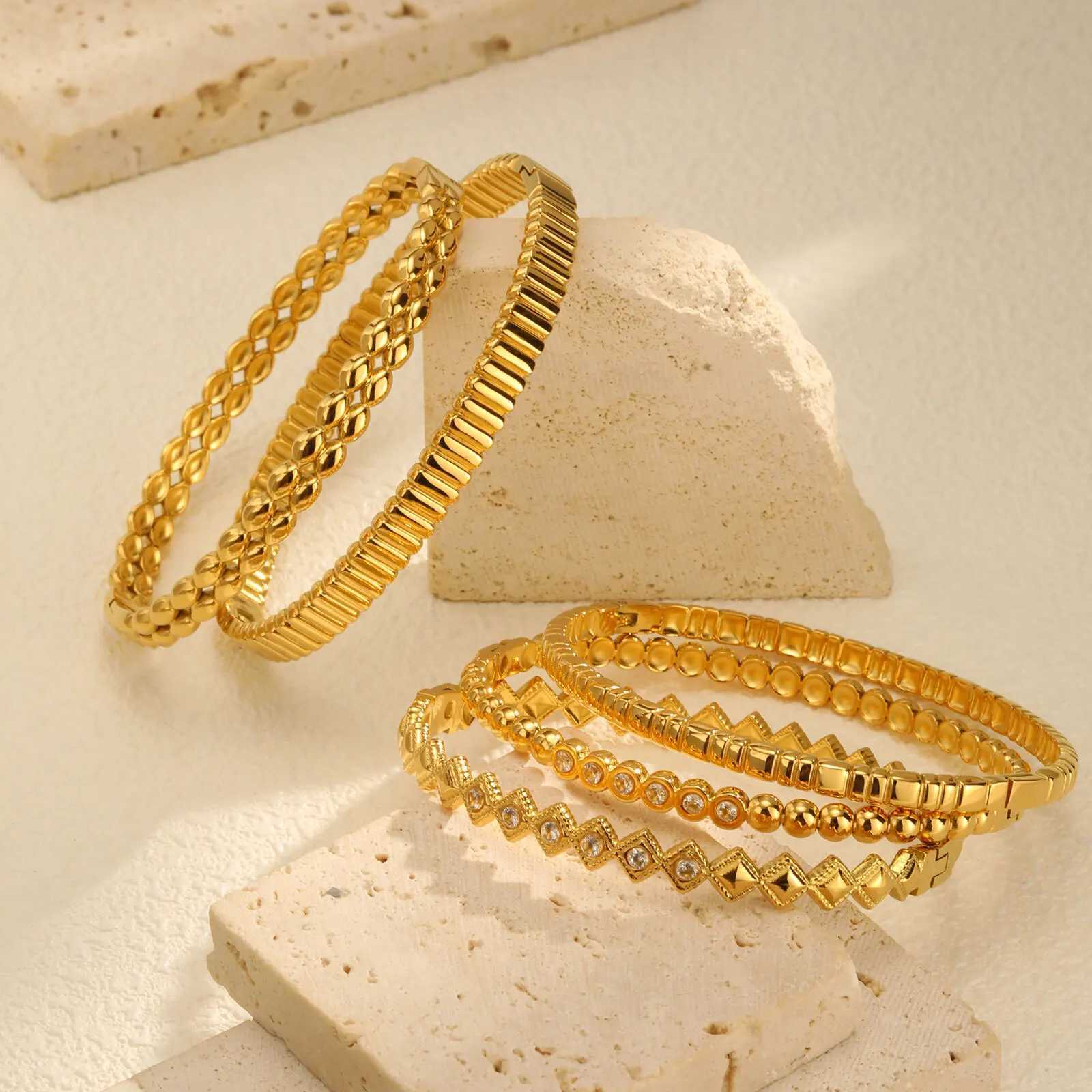 Vnox Romantic Zircon Cuff For Women Geometric Fashion Lady Jewelry Stainless Steel Bangles Party Gold Color Never Fade Z250616