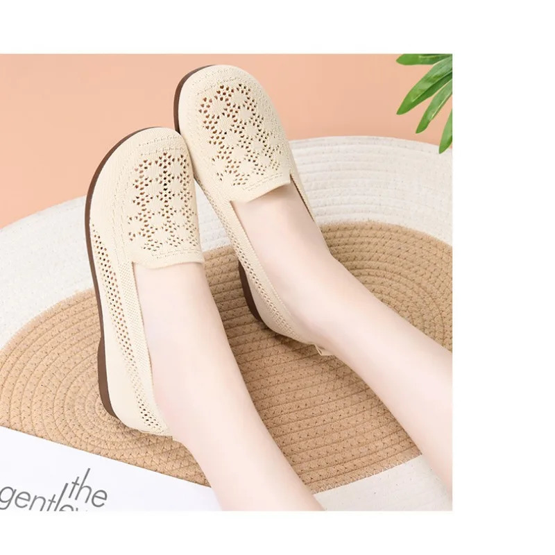Womens summer mesh shoes with soft sole and shallow mouth lazy casual shoes breathable mesh fabric mothers shoes 250613