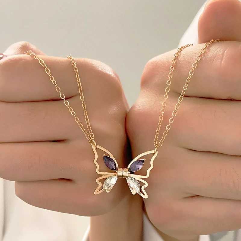 2Pcs/Set rs Romantic Magnetic Couple Necklace Micro Zircon Hollow Butterfly Pendant Clavicle Chain Friendship Party Jewelry W250616