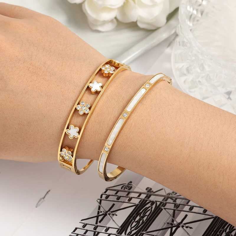 Sweet And Romantic Five- Flower Suitable For Women To Wear And Match Fashion Jewelry For Summer Travel Z250616