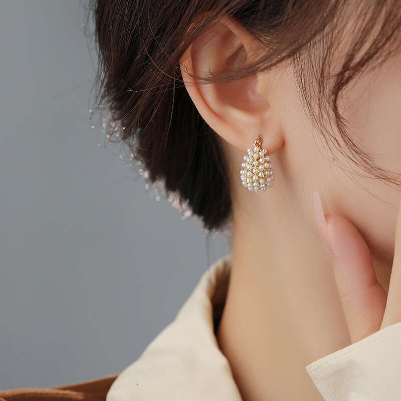 Xiao mi Pearl Basket Fashion Fresh Versatile Ear Buckle Niche Light Elegant Earrings