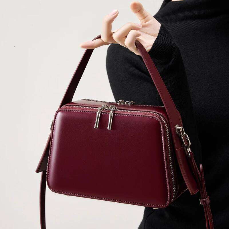 Hot Selling Women's Natural Cow Leather Shoulder Bag Female Fashion Designer Handbags Ladies Work Commuting Retro Cowhide Bags Lady