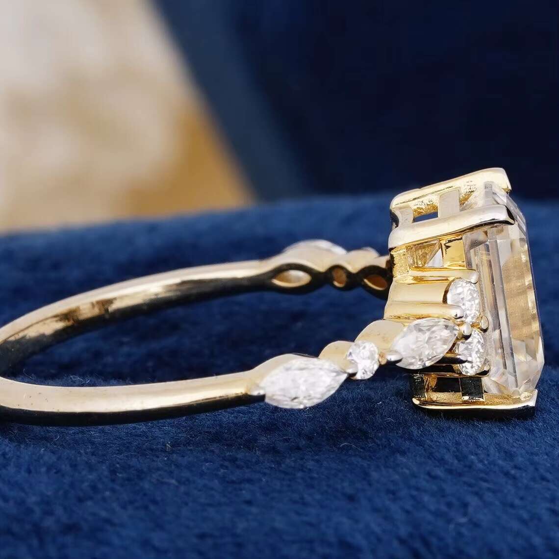 14k Real Gold 2.30Ct Emerald Cut Moissanite Diamond Studded Cluster Rings for Men and Women Fine Jewelry Collections