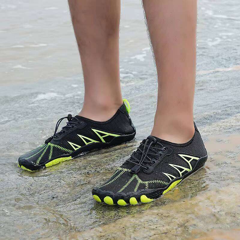 Unisex Waterproof Diving Sandals with Non-Slip Soles - Ideal For Boating And Kayaking Activities