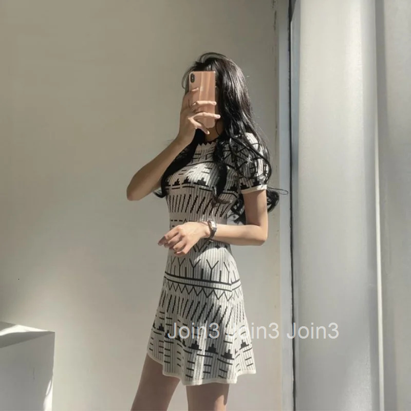 Dresses for Women Short Crochet Sexy Daring Clothes Knitted Extreme Mini Woman Dress 2024 Harajuku New In Korean Fashion Sale