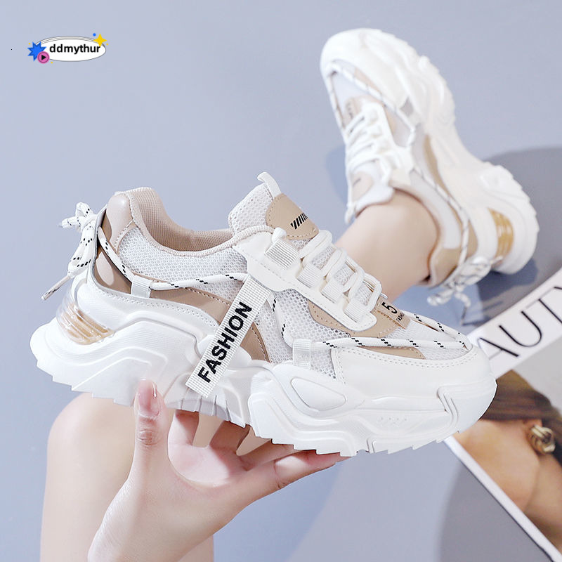 2025 Spring Summer New Versatile Student White Shoes Thick Sole Mesh Women's Running Sneakers ddmythur