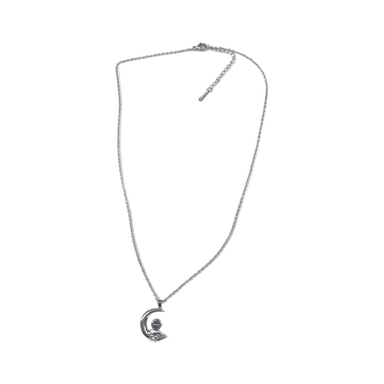One hundred language copper pendant, simple and fashionable, moon astronaut, white necklace