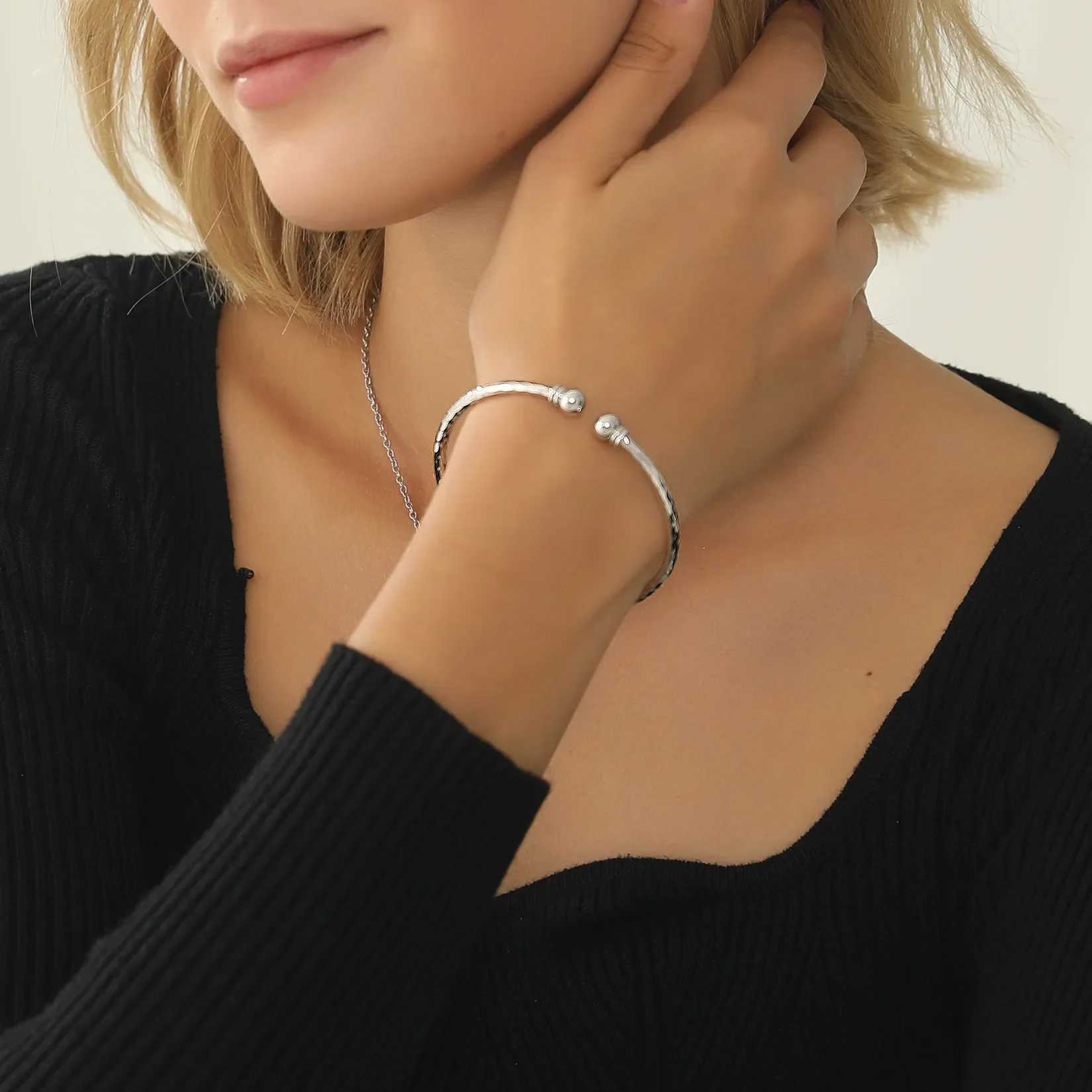 U7 Simple Twisted Pattern Beaded End Open Cuff Bangle Daily Jewelry Z250616