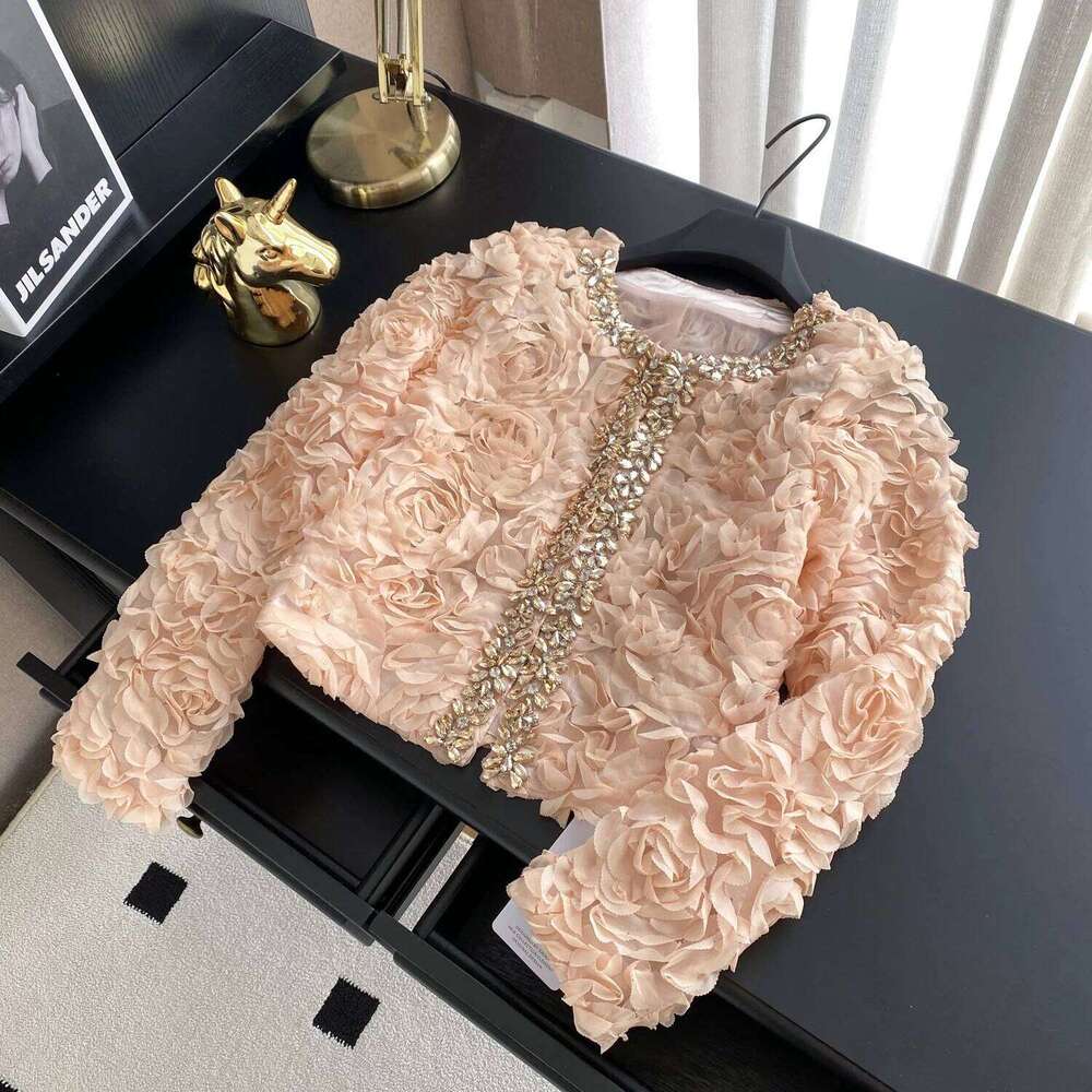 Retro Cardigan Sweet Three-Dimensional Floral Blouse Slim High Street Women Summer Fashion Crop Top