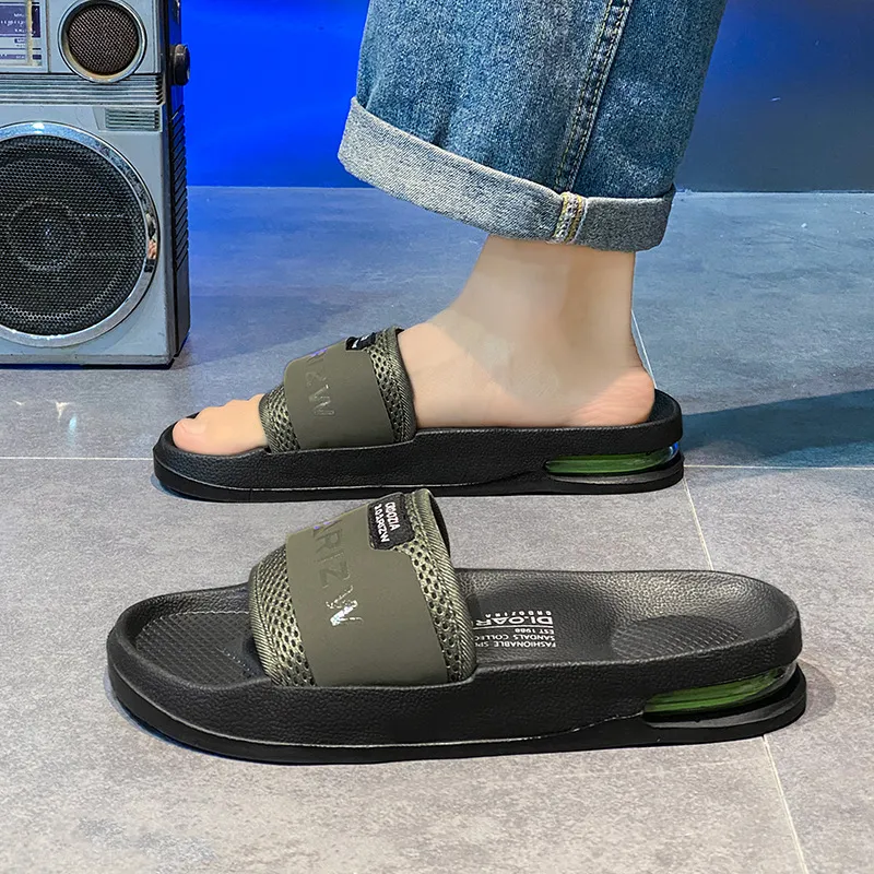 Free Shipping Hot Slippers for Man Summer Outdoor Indoor Sandal Casual Vintage Brown Breathable Fashion Beach Shoes