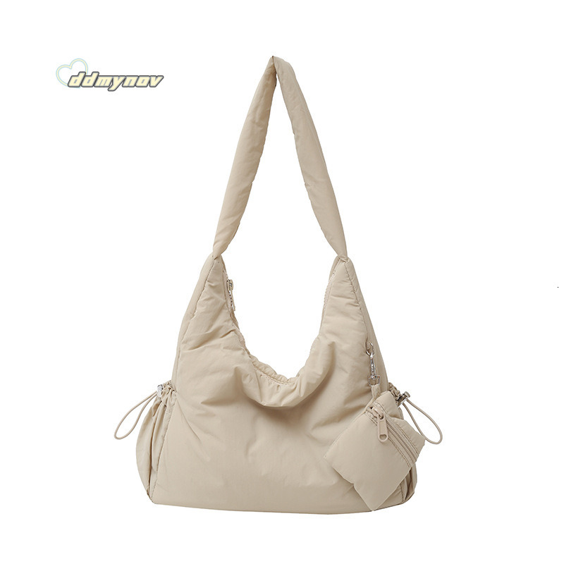 Korean Style Artistic Niche Casual Quilted Tote for Women 2025 New Fashion Simple Underarm Commuter Shoulder Bag ddmynov ddmynov ddmynov