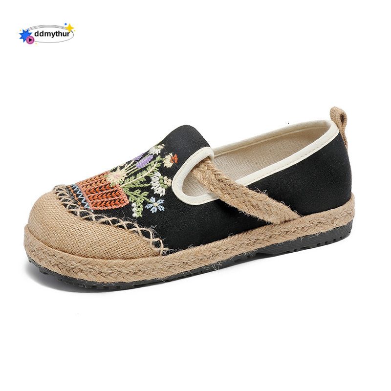 2025 New Ethnic Style Embroidered Slip-On Low-Cut Old Beijing Woven Round-Toe Cloth Shoes for Women ddmythur