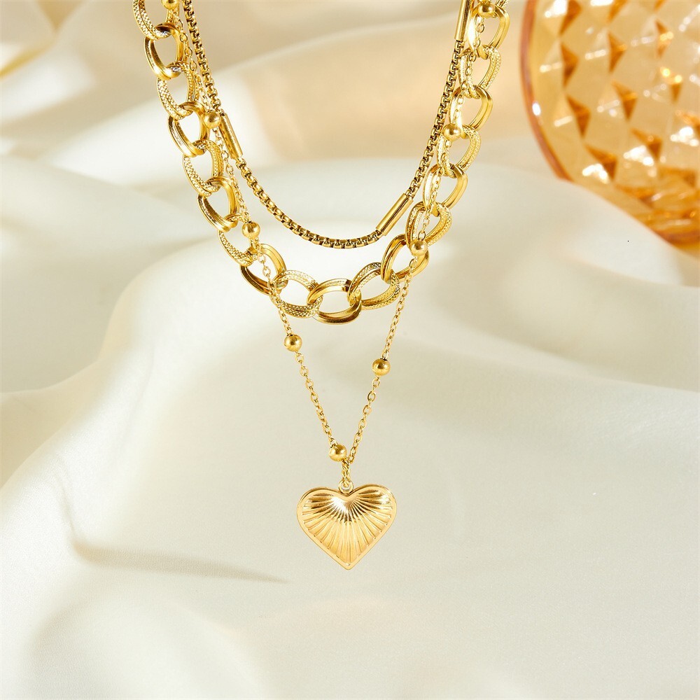 Trendy Fashion Gold Double Layer Stacked Heart Necklace for Women, Unique Titanium Steel Non-Fading Jewelry