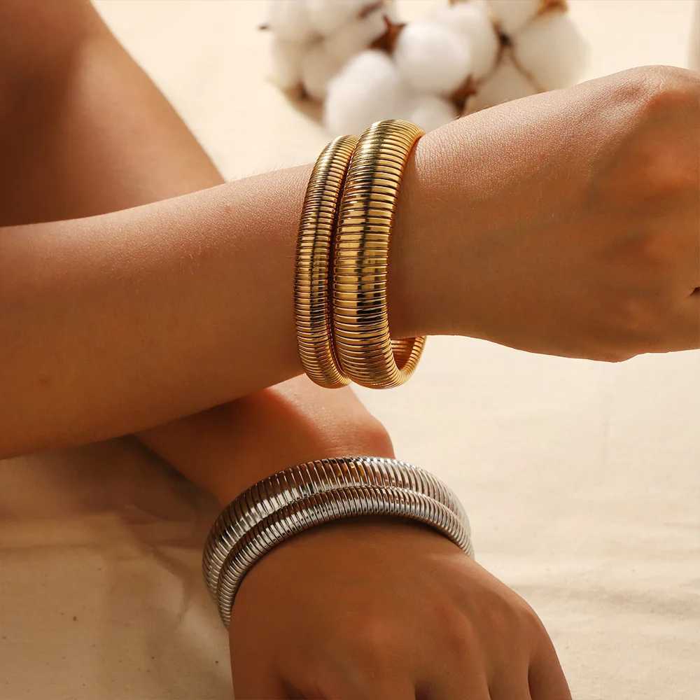 CARLIDANA Hip Hop Cuban 18k Gold Plated Stainless Steel Chunky Bangle Wide and Narrow Stretchable Elastic Z250616