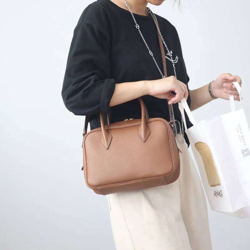 Women's Genuine Leather Vintage Crossbody Square Bags Real Cowhide Zipper Handbag Adjustable Shoulder Strap Soft And Versatile