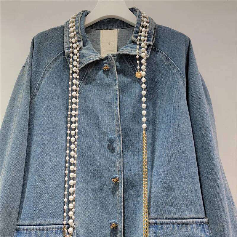 WTHT New Trendy Women's Pearl Chian Design Denim Jacket 2025 Spring Fashion Turn-down Collar Long Sleeves Coat Female 1LS1085