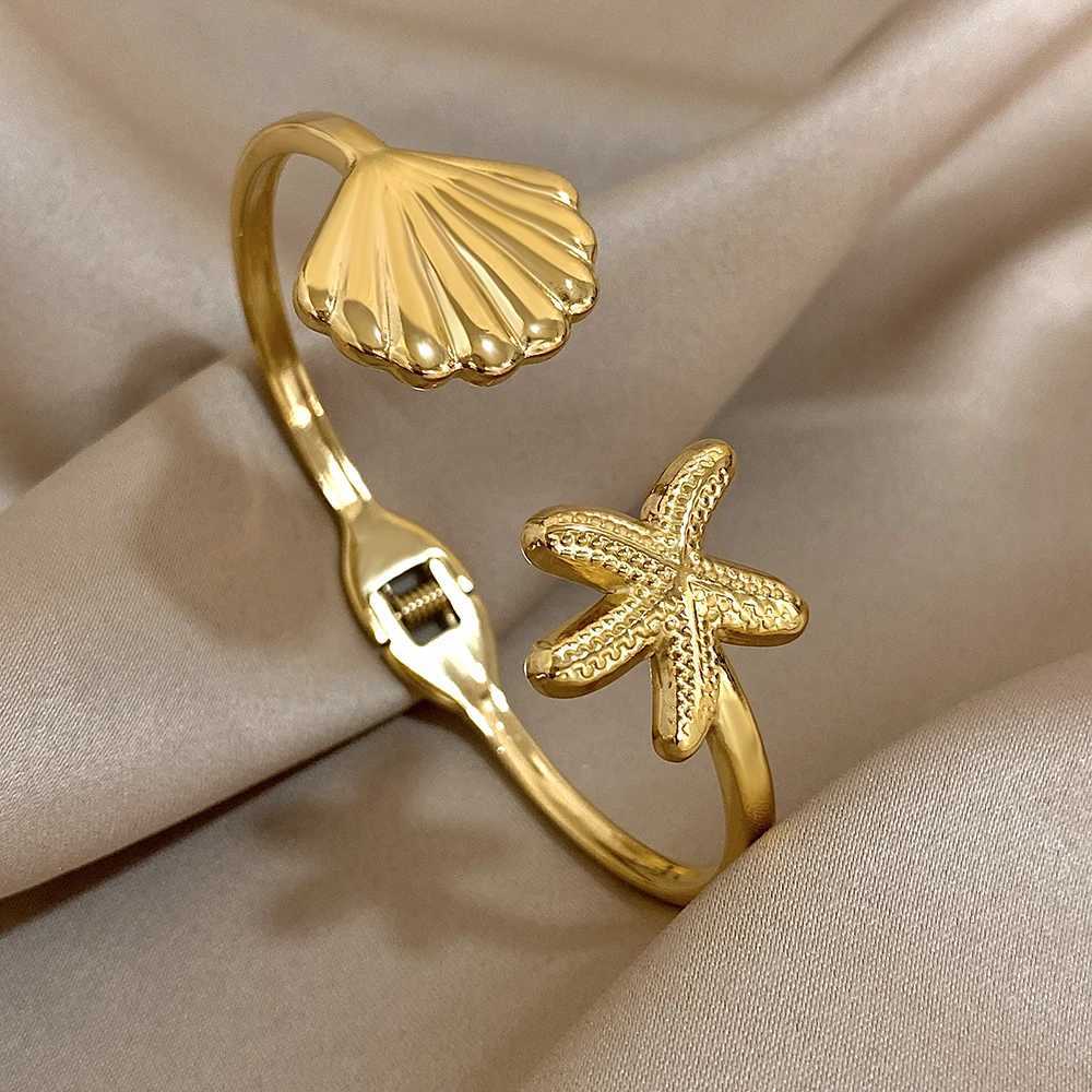 Bohemia Gold Plated Shell Shape Stainless Steel Bangles for Women Vintage Open Cuff Bangle Summer Beach Holiday Jewelry Z250616