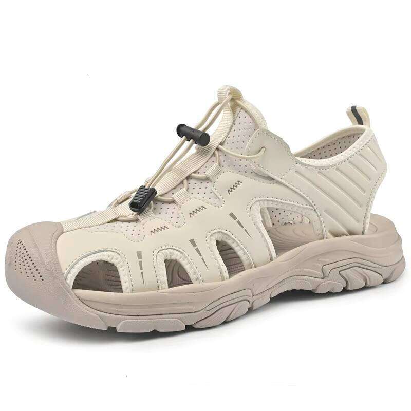 High Quality Outdoor With Protected Toe Trekking Sports Men Leather Material Camping Hiking Sandals