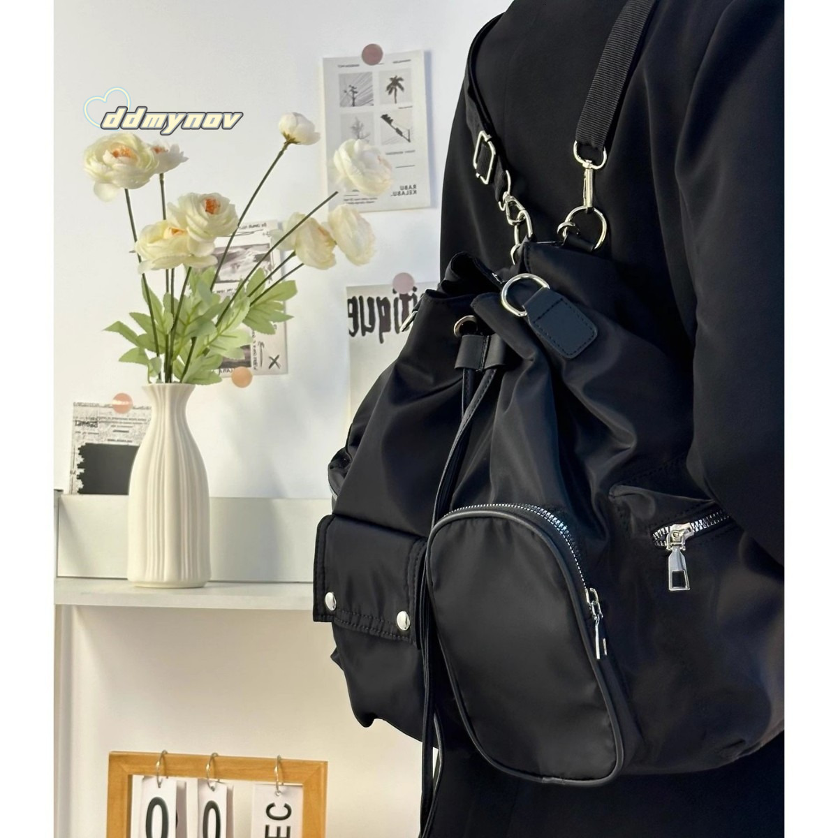 New Style Wind Draw 2024 Drawstring Korean Sweet Pocket Bag Tote Design Commuting Cool Single Shoulder College Backpack ddmynov
