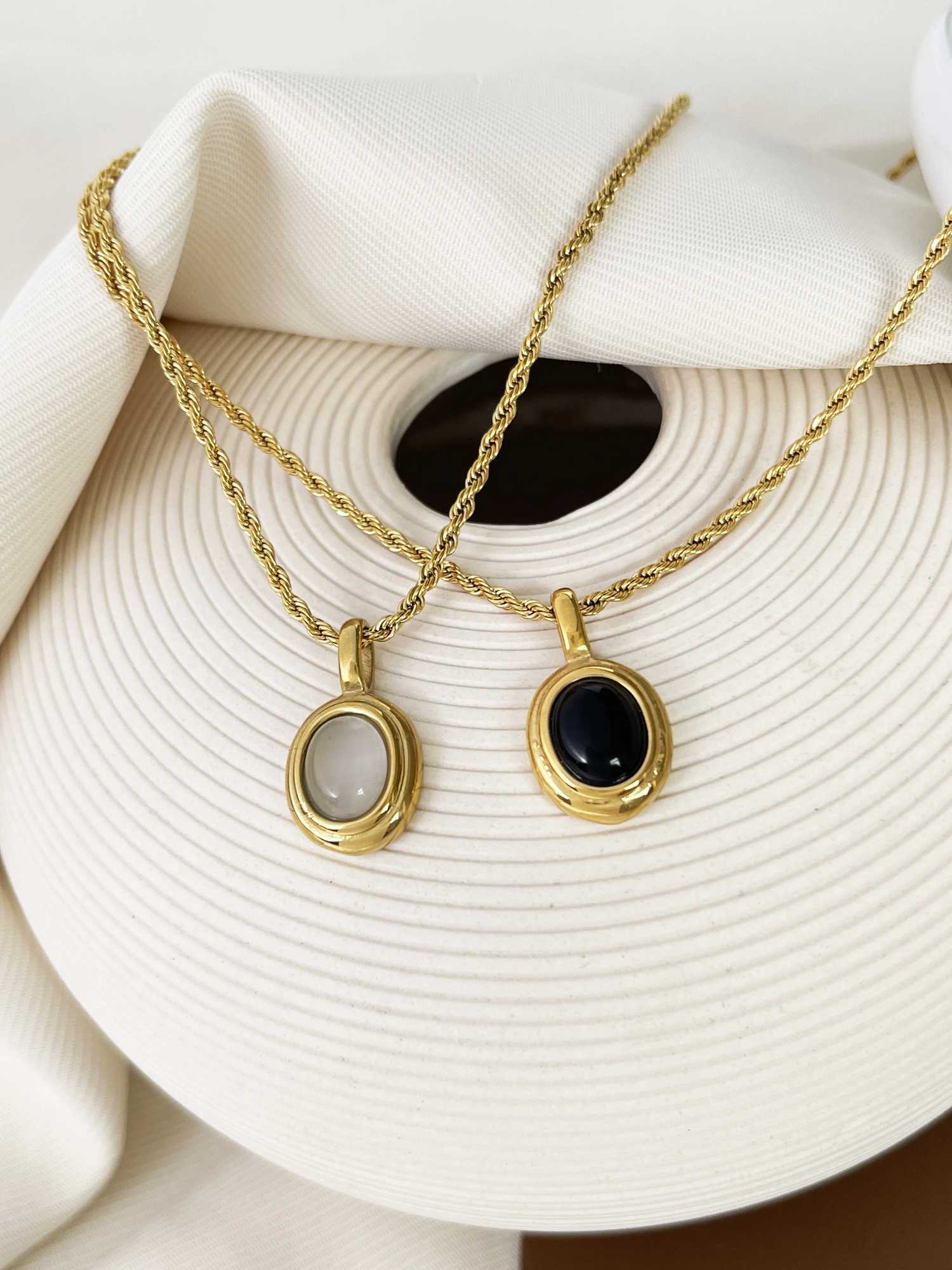 GHIDBK Stainless Steel 18K Gold PVD Plated Black White Gem Stone Oval Pendant on Twist Rope Chain Necklace Stacking Jewelry W250616