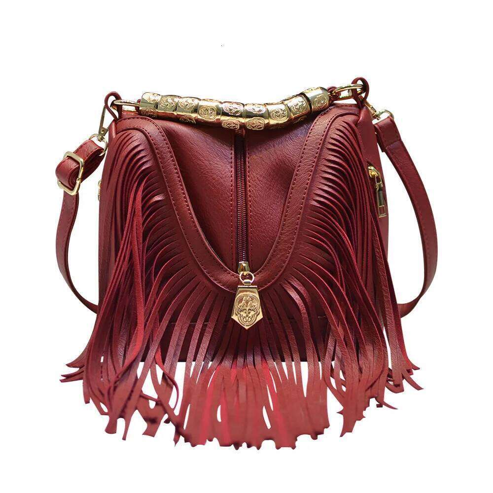 Ipinee Fashion Europe And The United States Music Festival Bucket Large Tassel Cute Handbag Senior PU Shoulder Messenger Bag