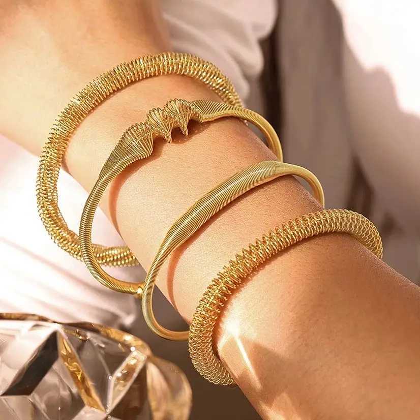 Nivora 316L Stainless Steel Cuff For Women Wristband Spiral Pattern Charm Statement Bangle Fashion Waterproof Jewelry Z250616