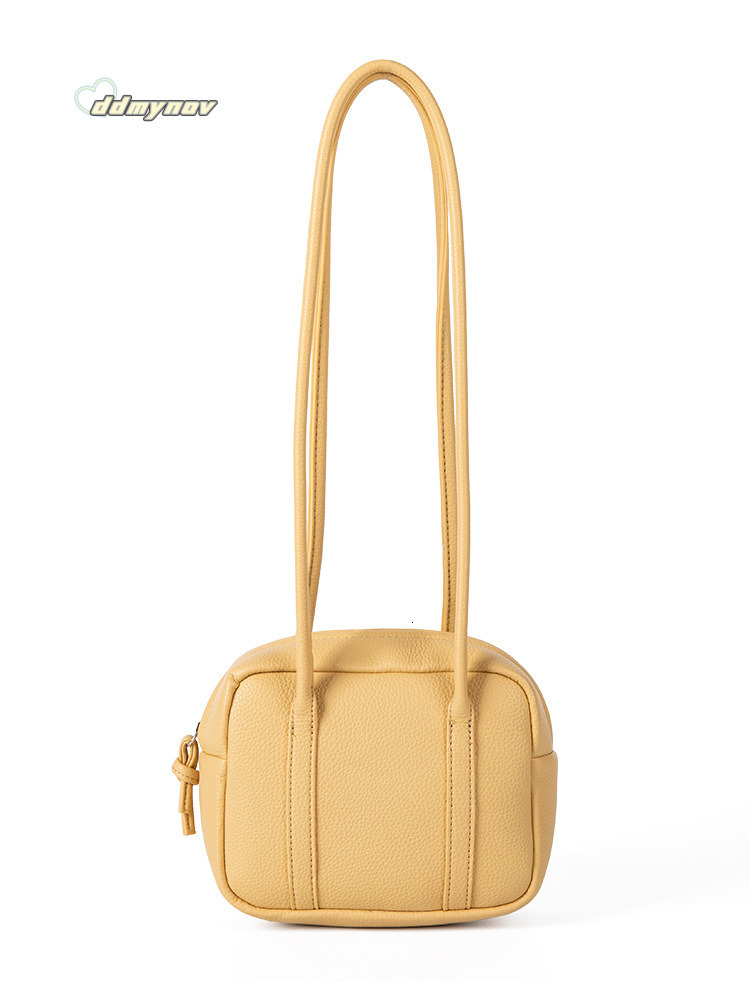 2025 New Korean Style Simple Handheld Boston Niche Design Commuter Versatile Shoulder Crossbody Bag for Women ddmynov