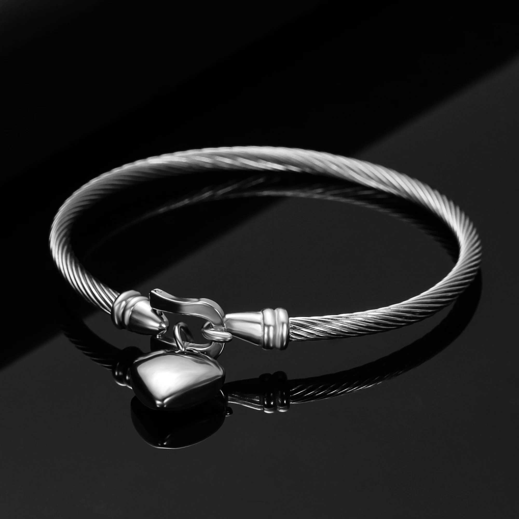 Customizable Bangle Stainless Steel Heart Open Charm For Women Exquisite Jewelry Friendship Gift Z250616