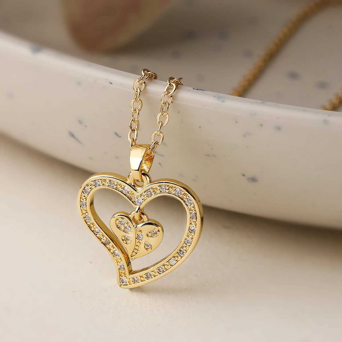 Mafisar Non-Fading Gold Color 316L Stainless Steel Party Jewelry Shiny AAA CZ Zircon Heart Pendants Necklaces For Women W250616