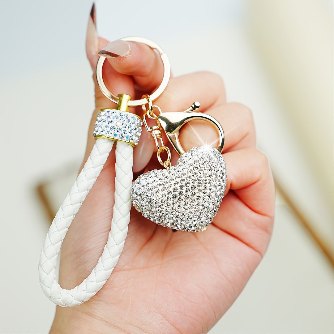 Diamond encrusted sparkling heart keychain full of diamonds peach heart car key pendant cute car keys, handbags and backpacks decorative jewellery gir