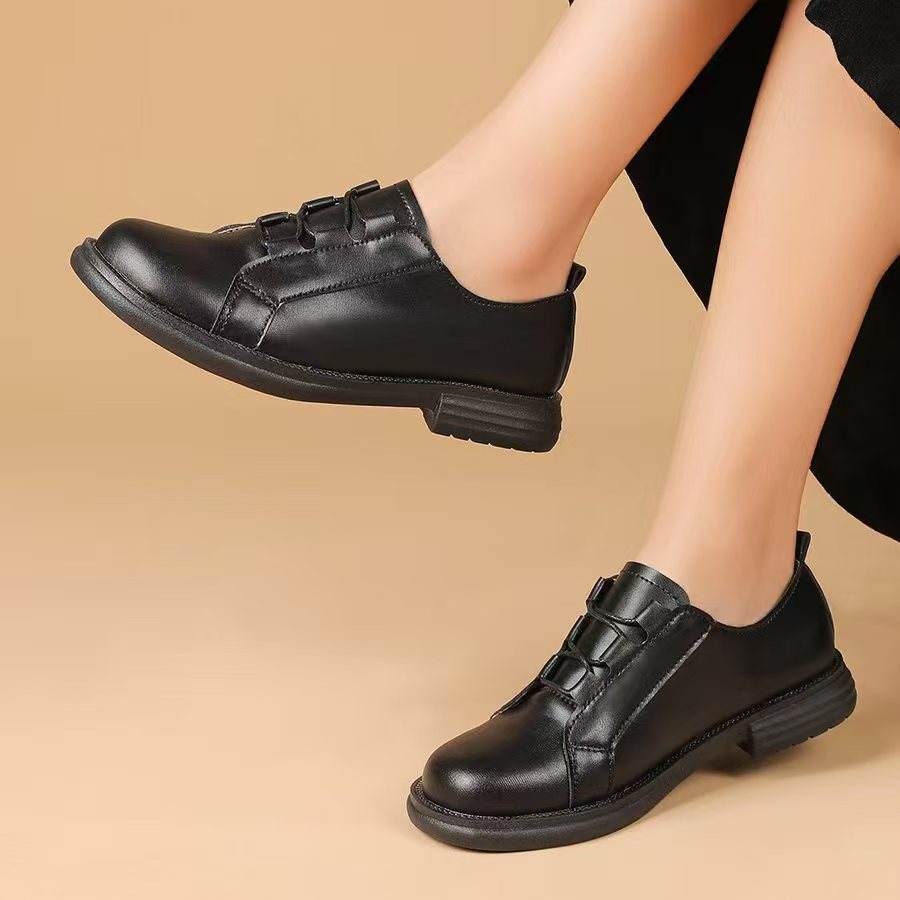 Casual skate shoes for spring-summer: new soft-faced magic tape color-blocking lazy shoes with imitation leather soft soles, fashionable and versatile