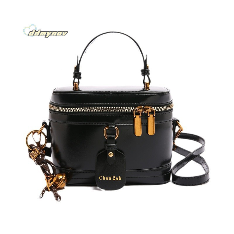 Trendy High-End Handheld Bucket 2025 New Fashion Casual Shoulder Bag Niche Design Crossbody ddmynov