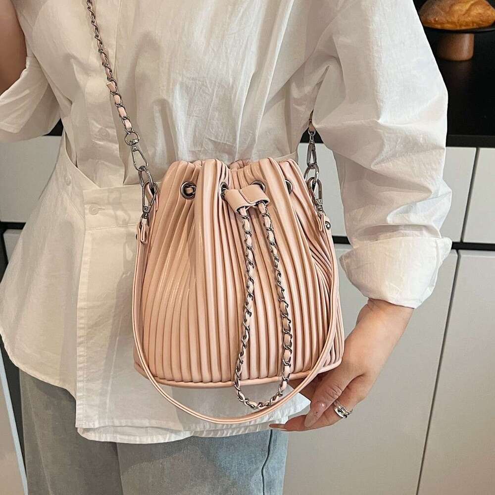 Niche Design Pleated Drawstring Bucket for Women 2025 New Summer Korean Fashion Versatile Shoulder Crossbody Bag