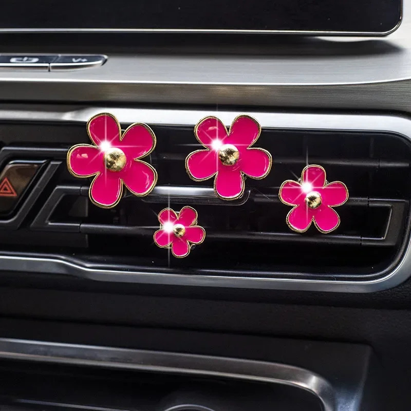 4Pcs/Set Car Outlet Vent Perfume Clips Car Air Freshener Conditioning Aromatherapy Small Daisy Interior Decoration Accessories 250610