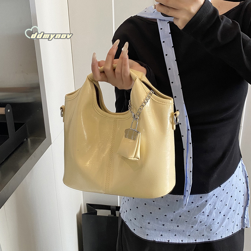 Niche Handbag for Women TikTok High-End Commuter Large Capacity Shoulder Crossbody Mother-Daughter Bag ddmynov ddmynov