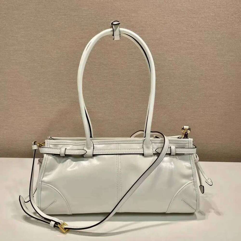 Designer Bag Designer Bag Oil Wax Leather Handbag Casual Shoulder Retro Crossbody Women S Large Capacity Tote