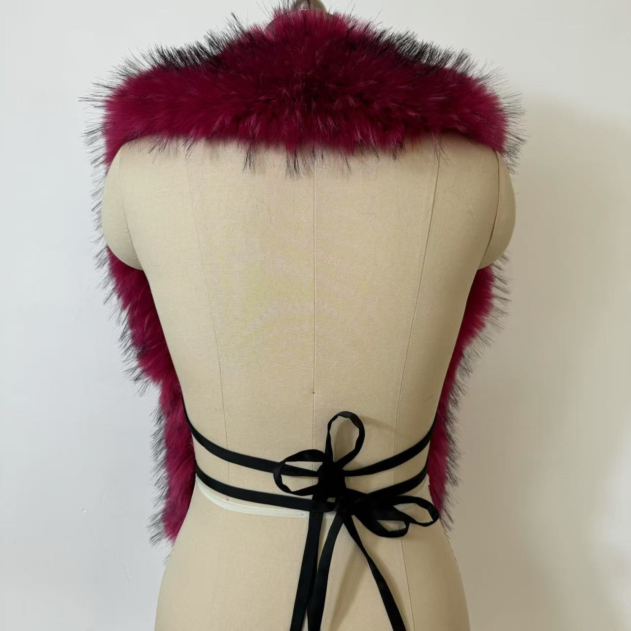 New Fluffy Faux Fur Halter Cropped Top For Women Sexy Backless Sleeveless Tank Vest Female Chic Street Club Party Chic Tops