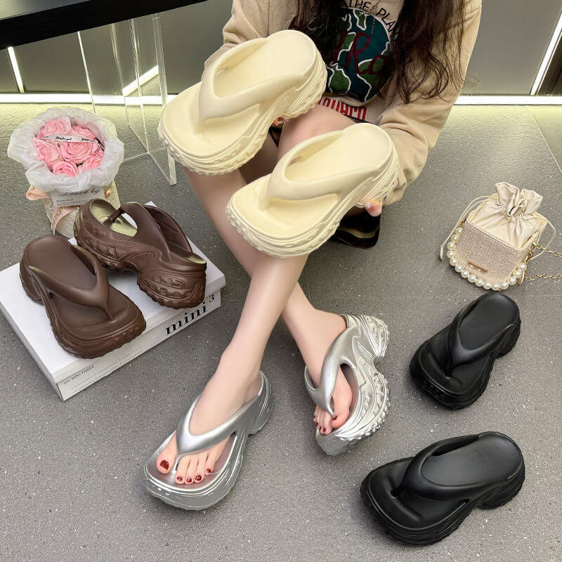 Women's Flip-Flops Indoor and Outdoor Thick Sole EVA Comfortable Fashionable Beach Sandals Korean Style Toe Post Slippers
