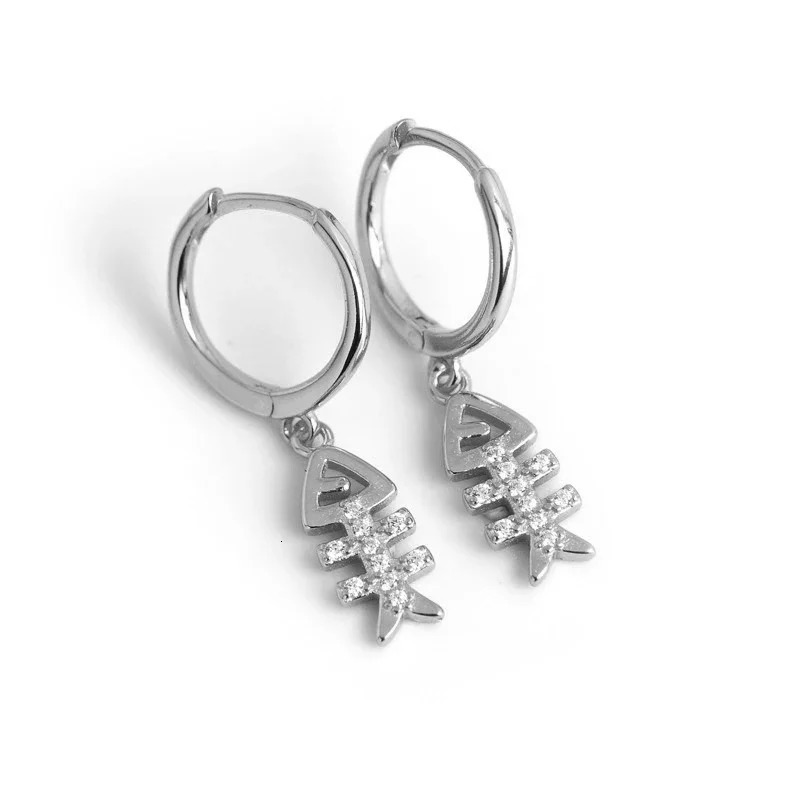 Silver Color Inlaid Zircon Fishbone Earrings for Women Personality Small Ear Buckle Korean Fashion 18K Gold Plated Jewelry 250610