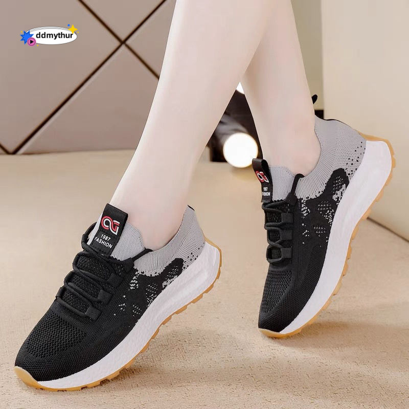 Summer Flyknit Sneakers Women's Spring New Versatile Mesh Breathable Casual Running Shoes ddmythur