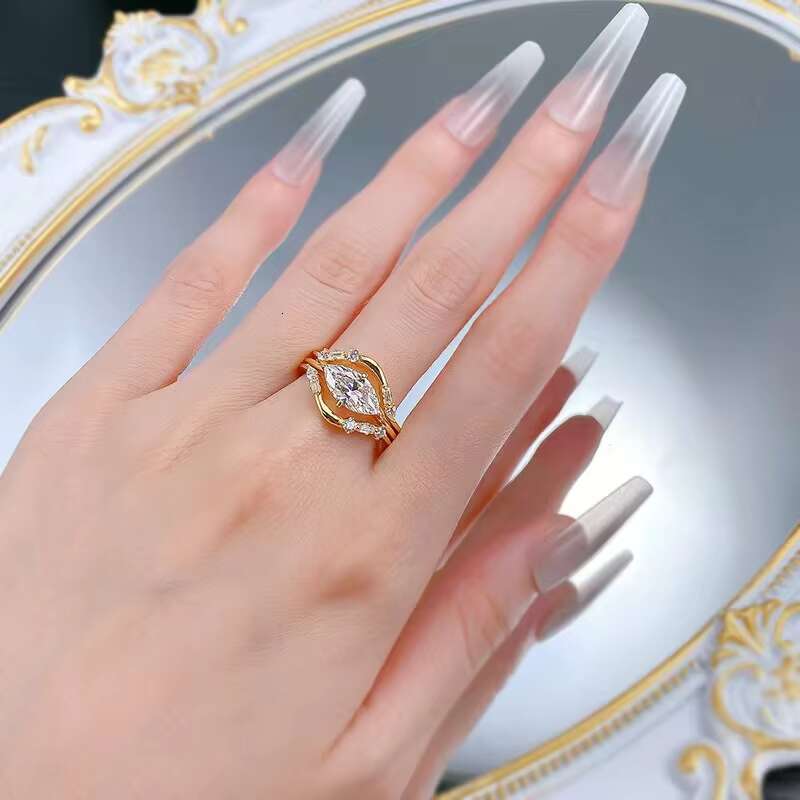 High Quality 2ct Marquise Cut Moissanite Diamond VVS D Color 925 Sterling Silver 18K Gold Plated Fashion Ring Set for Women